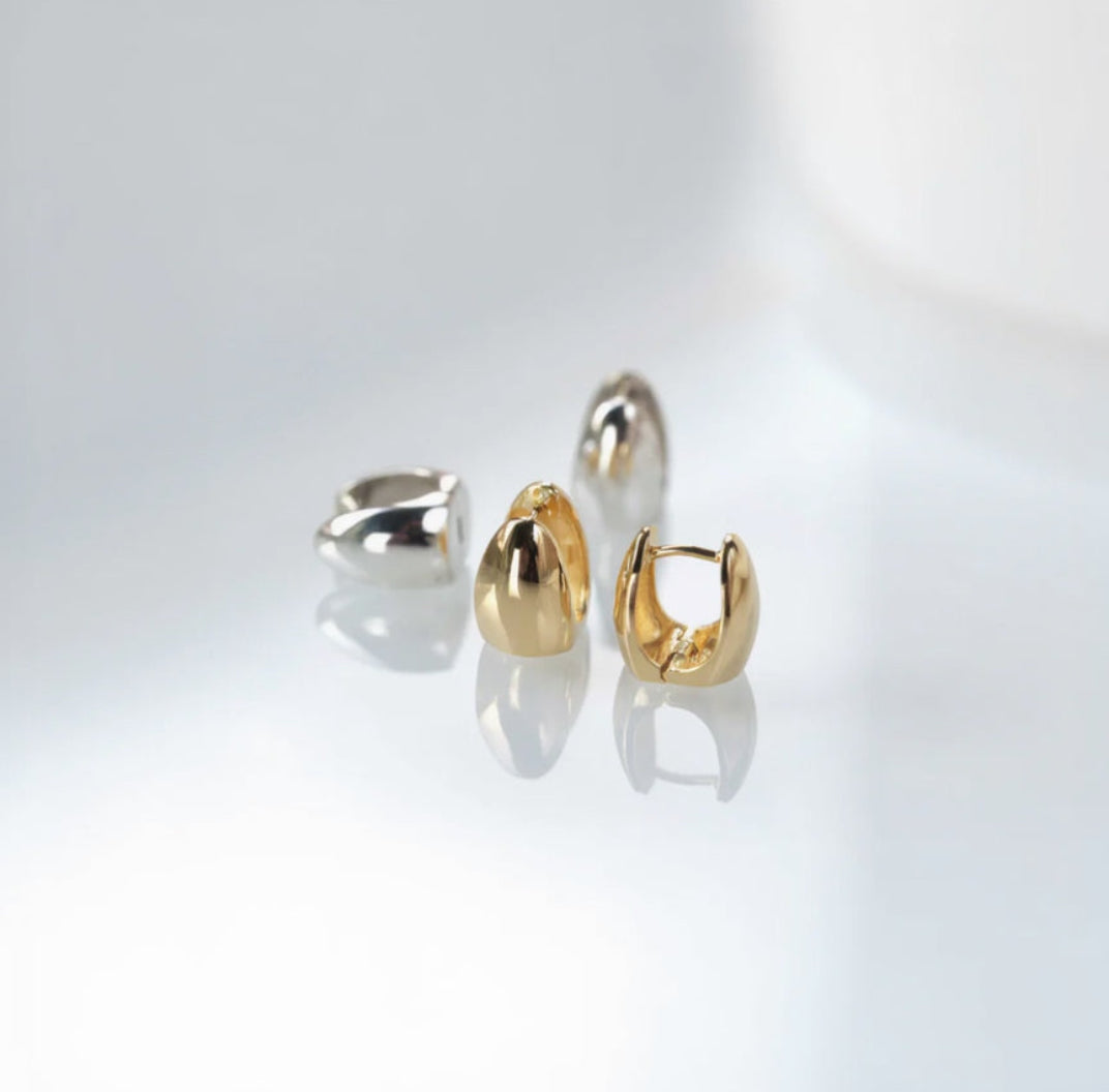 Chunky Silver Hoops Huggies, Simple Gold Hoops, Statement Earrings for Women, Chunky Hoop Earrings, Rose Gold Hoops, Birthday Gifts for her, Unique Gift for Girls Daughter Friend