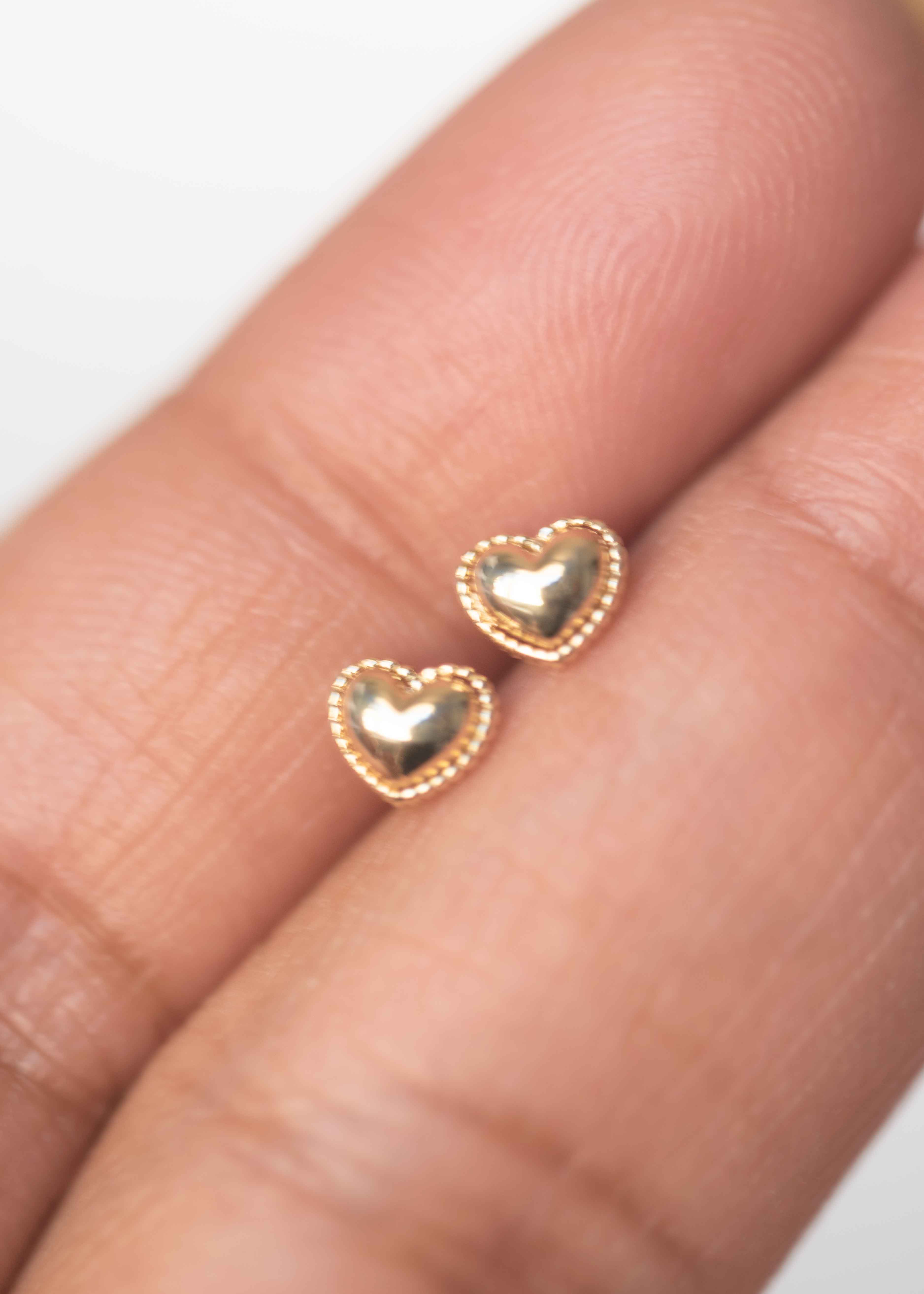 14k solid gold cartilage stud earrings