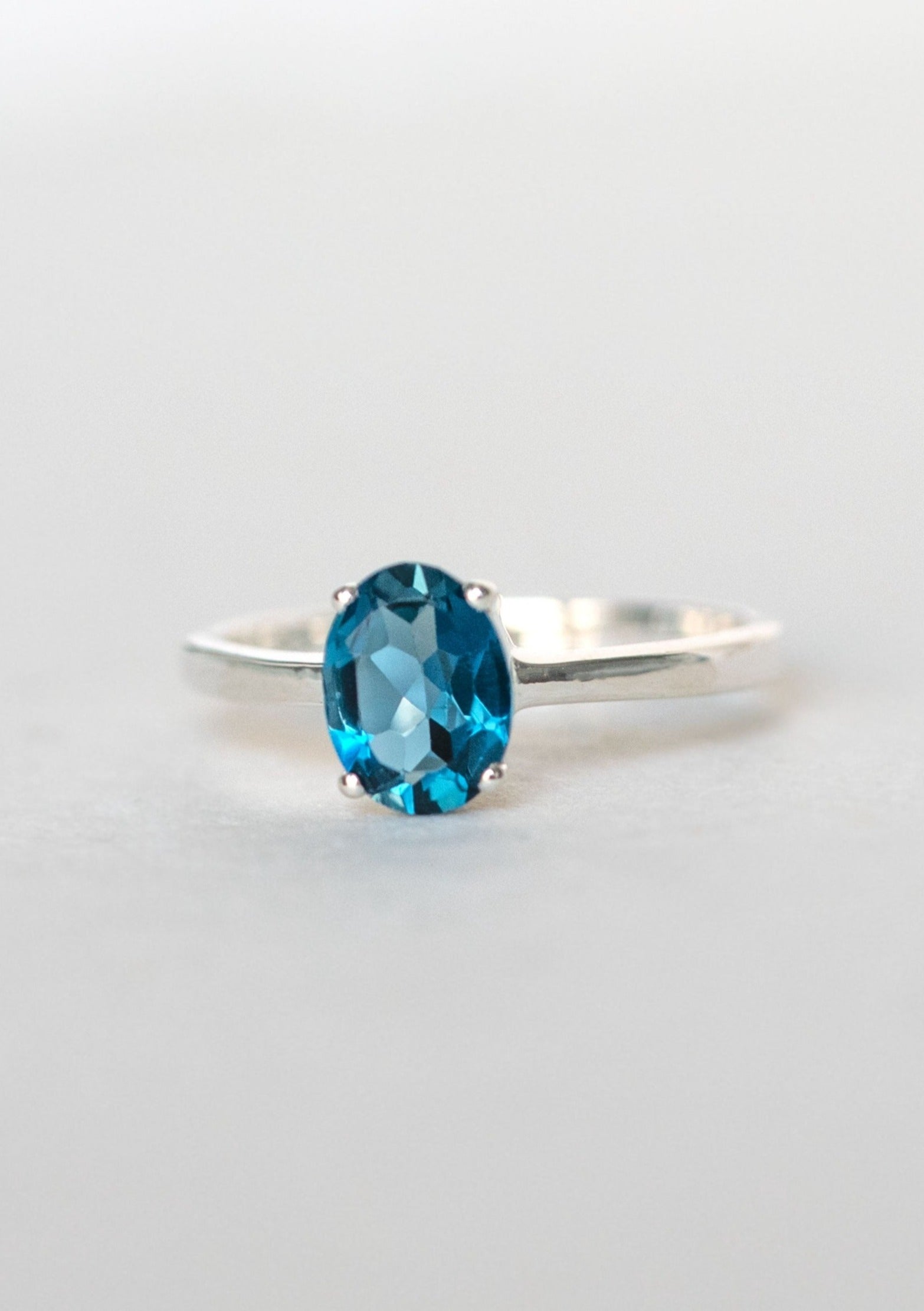 Genuine London Blue Topaz Ring in 925 Sterling Silver, Handmade Oval Solitaire Rings, Gifts for Women Christmas, December Birthstone, Birthday Gift