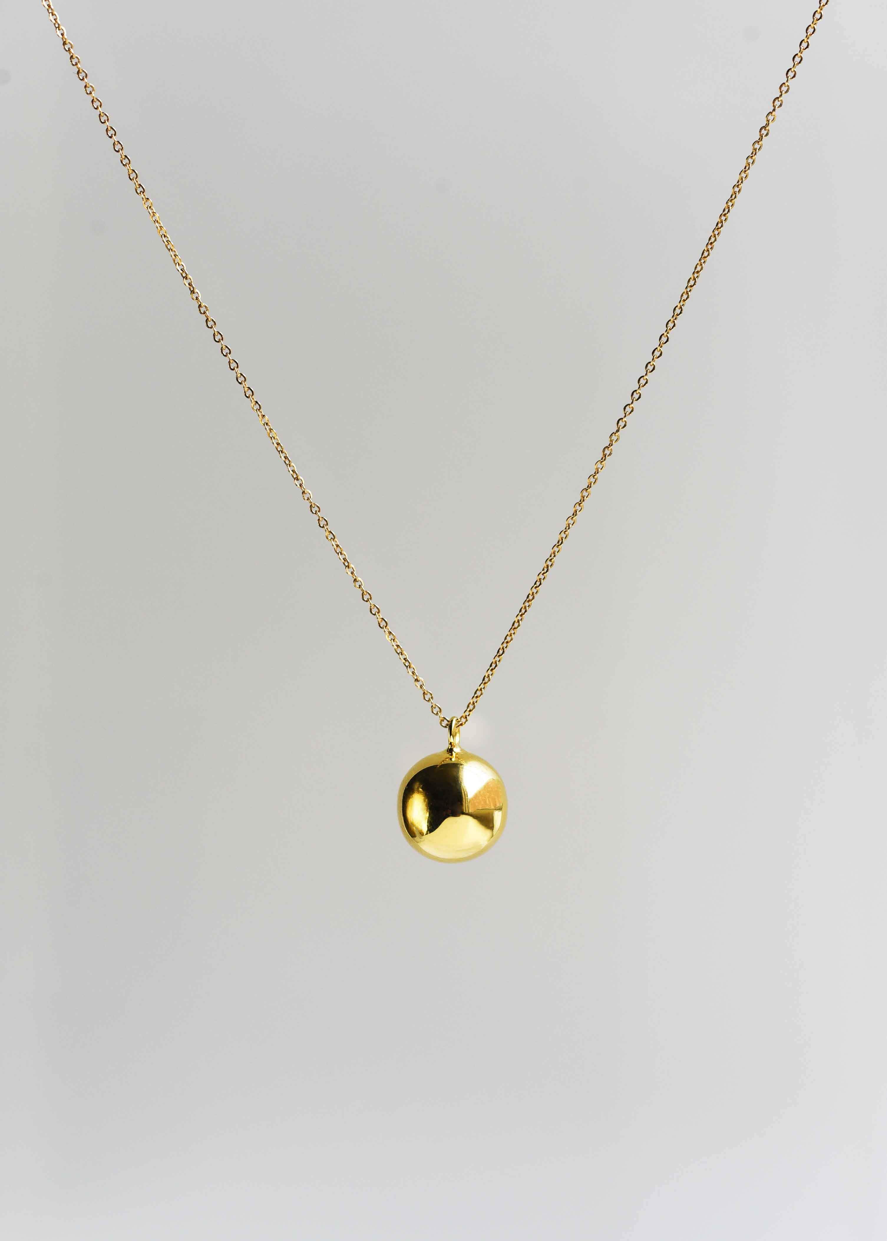 Minimal Ball Necklace