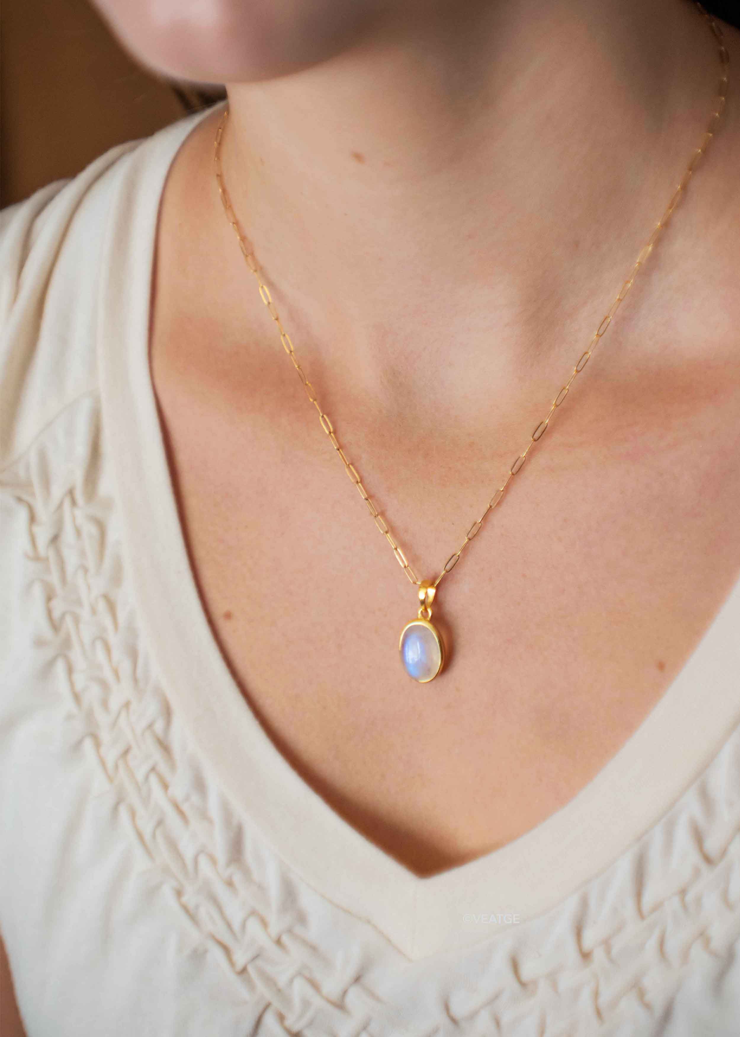 Real hot sale moonstone necklace