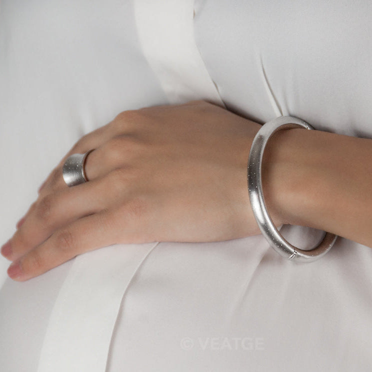 diamond dust bangle