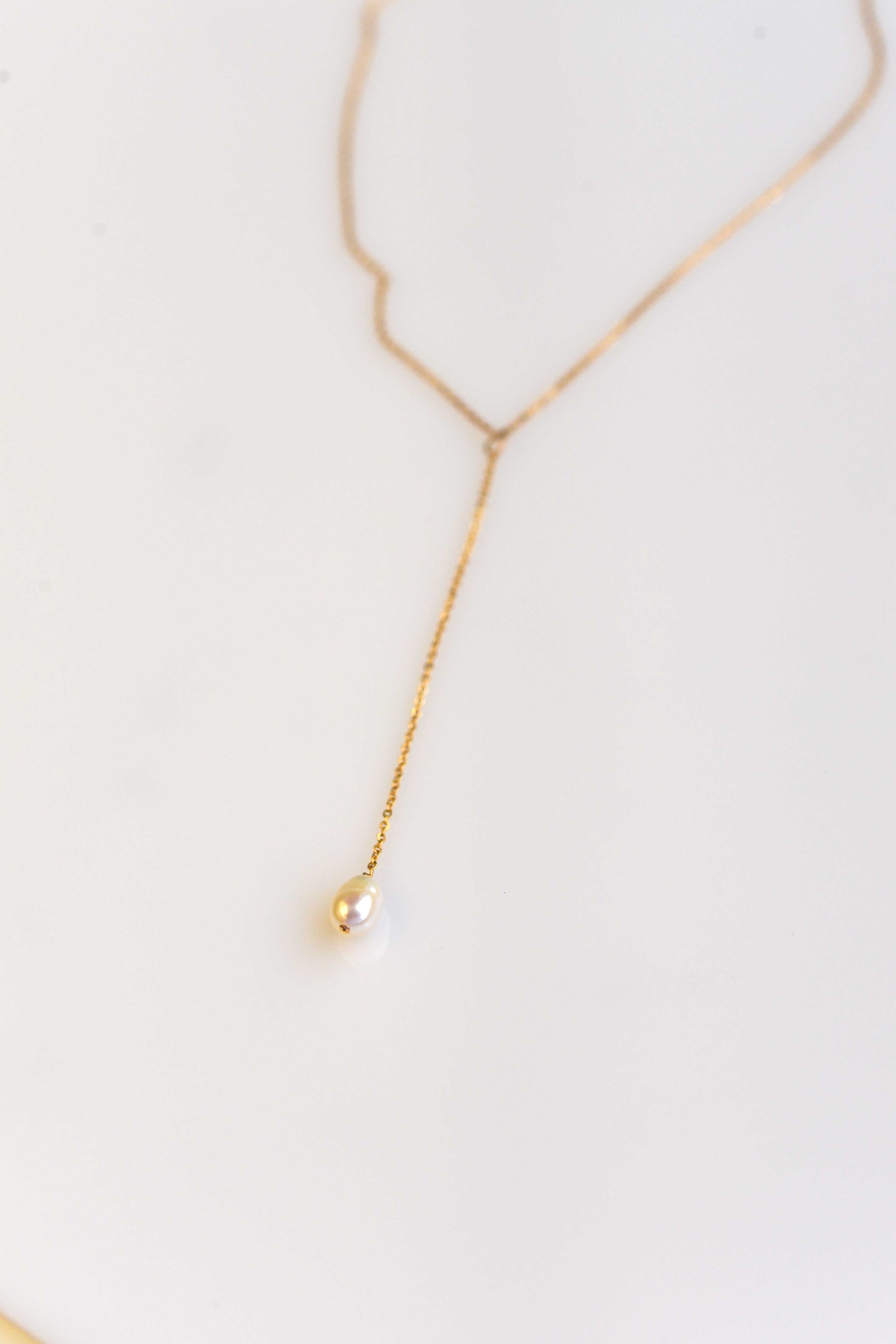 Pearl Lariat Necklace Simple Gold Y necklace Bridal Wedding