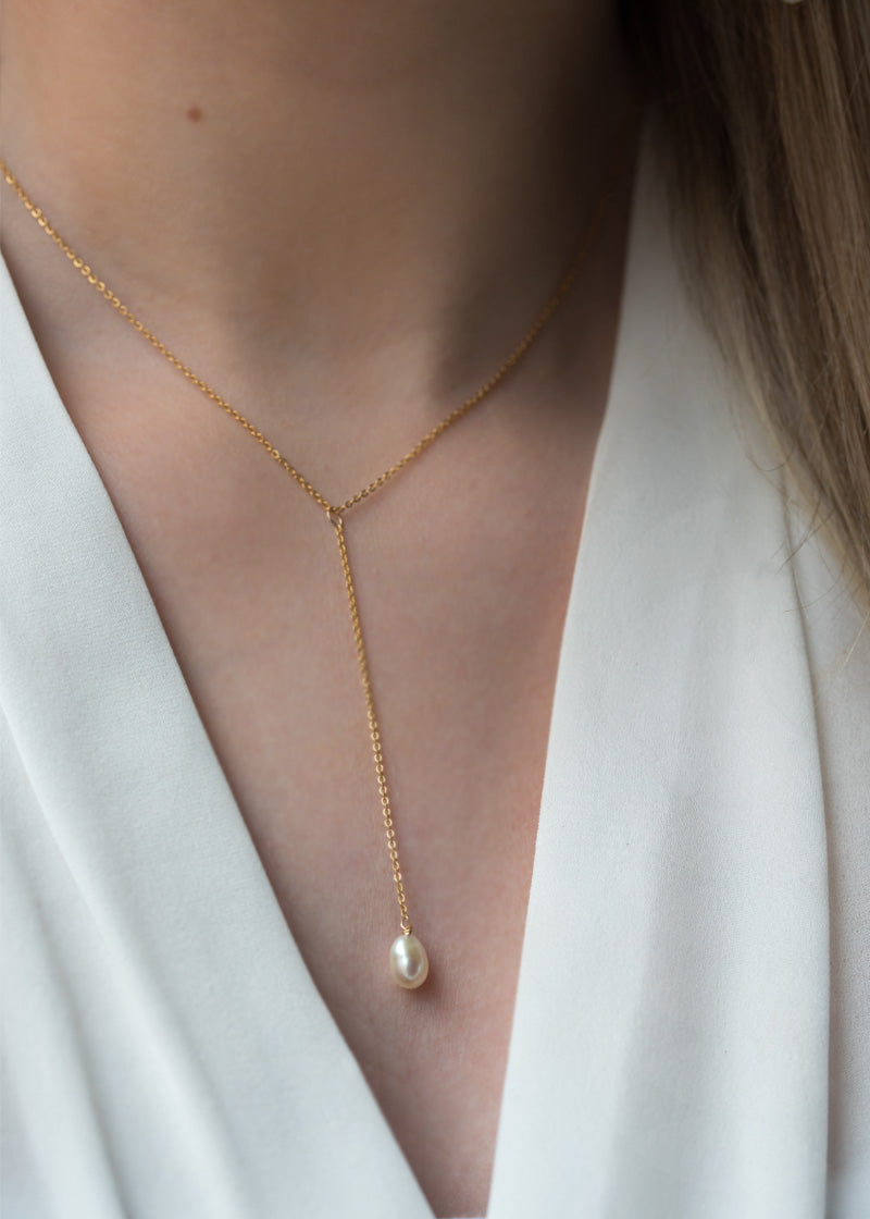 Pearl Lariat Necklace Simple Gold Y necklace Bridal Wedding