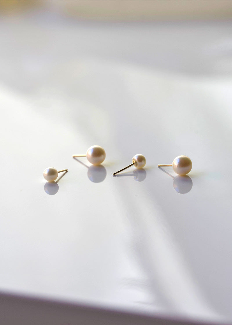 Pearl Studs in solid gold