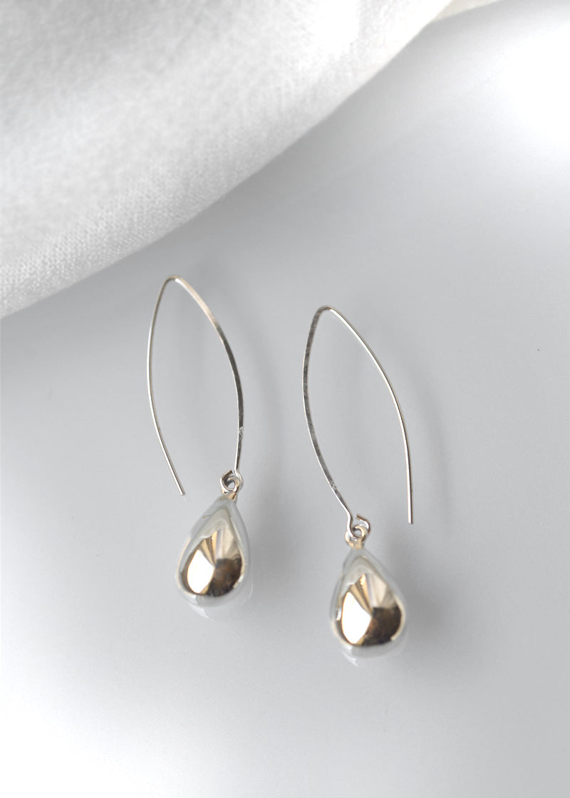 Tear drop earrings silver