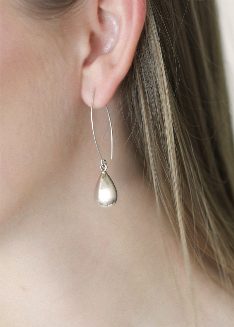 Tear drop earrings silver