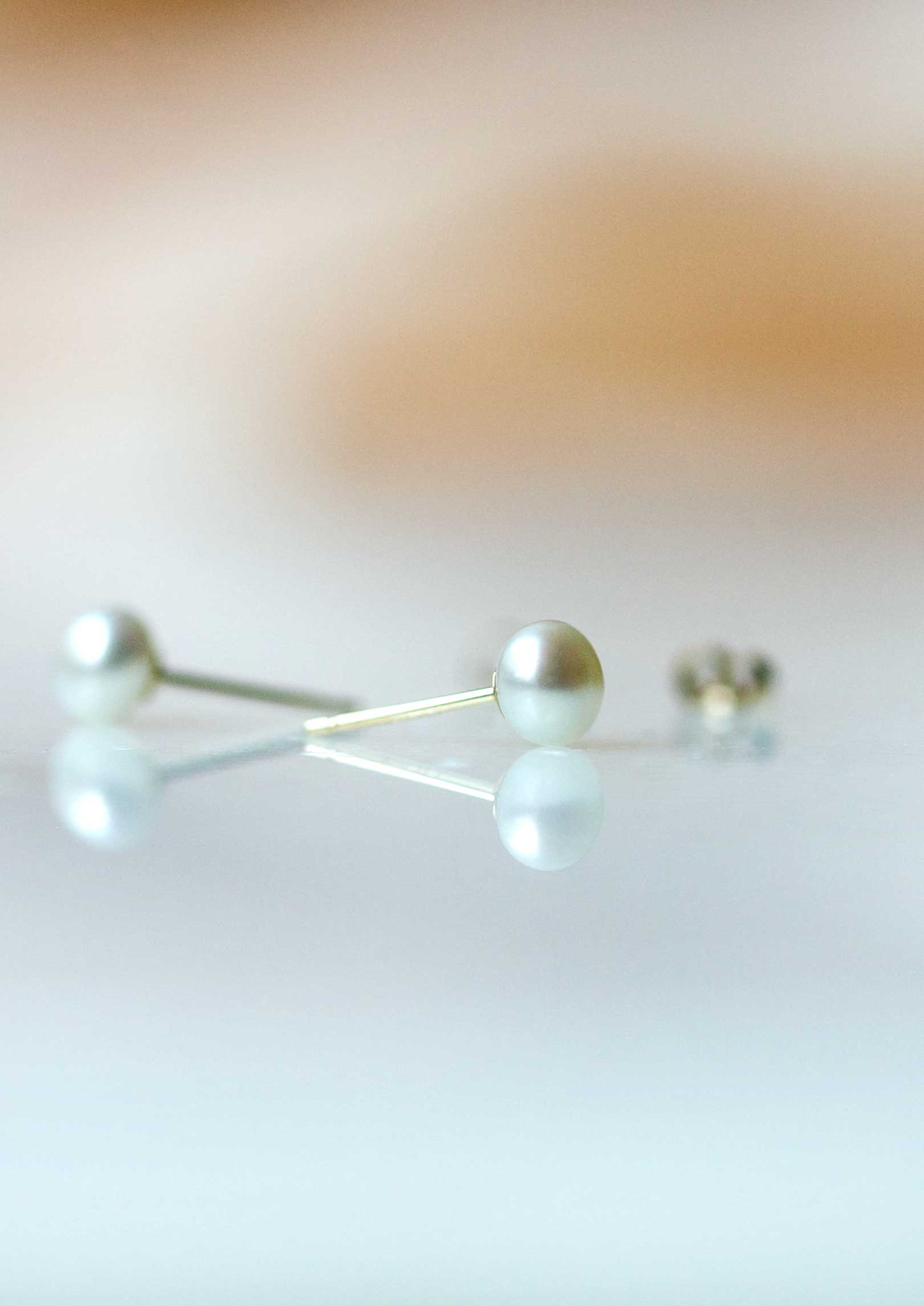 tiny freshwater pearl earrings