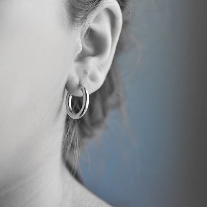 18k gold hoop earrings, gold medium hoops