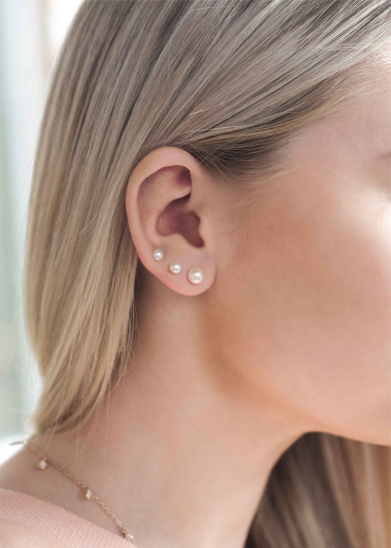 tiny pearl earrings 