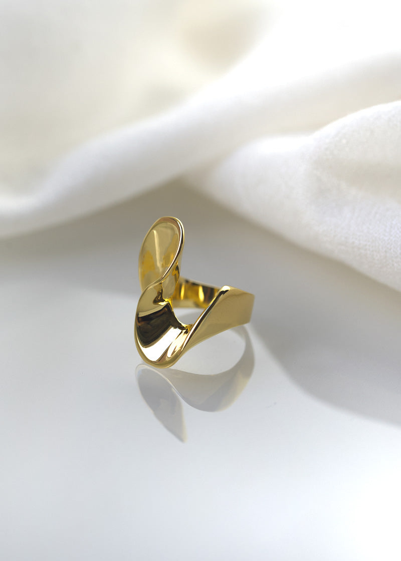 wave ring in gold vermeil